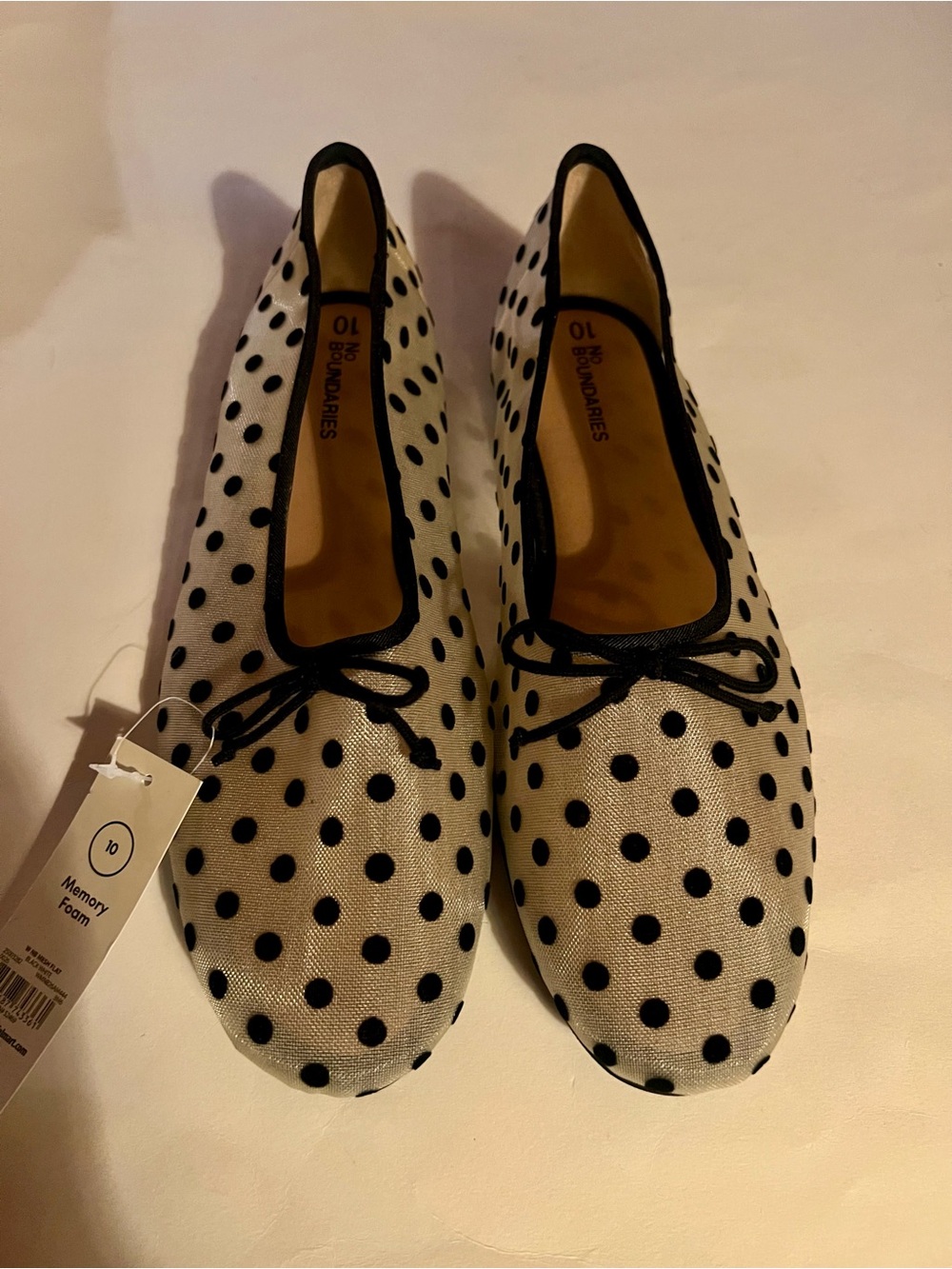 NWT No Boundaries Polka Dot Ballet Flats Size 10